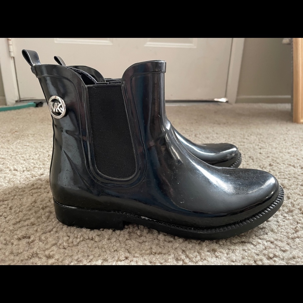 Michael Kors rain booties